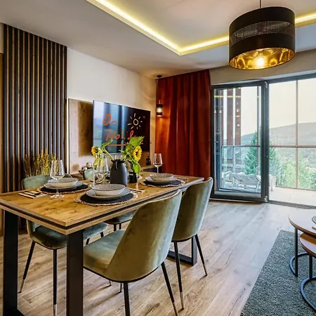 - źródło Izery Prestige - Wellness&family Przy Gondoli By Onholiday świeradów-zdrój Apartamento Świeradów-Zdrój