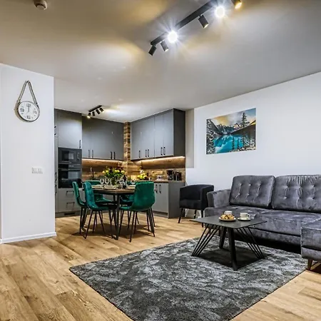 Onholiday Premium Przy Gondoli Ze Strefa Wellness & Family, Ul Strumykowa 7 *